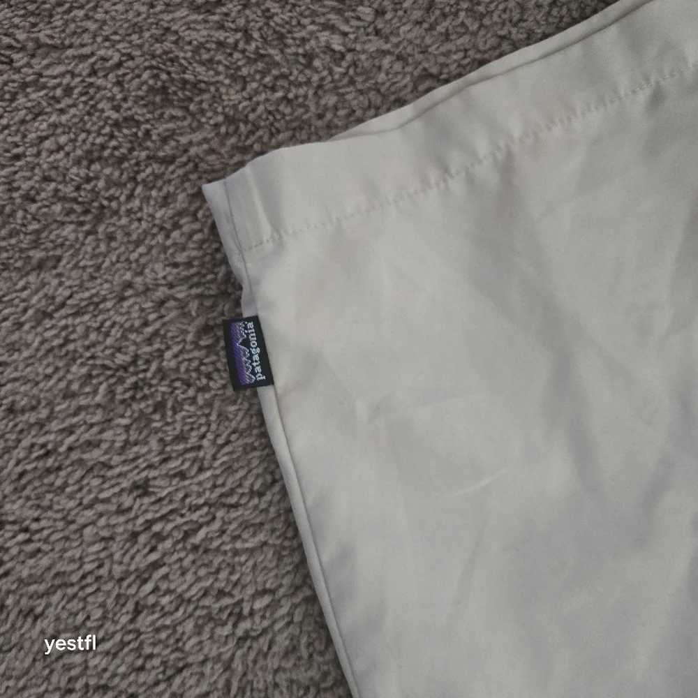 Patagonia cream shorts 10